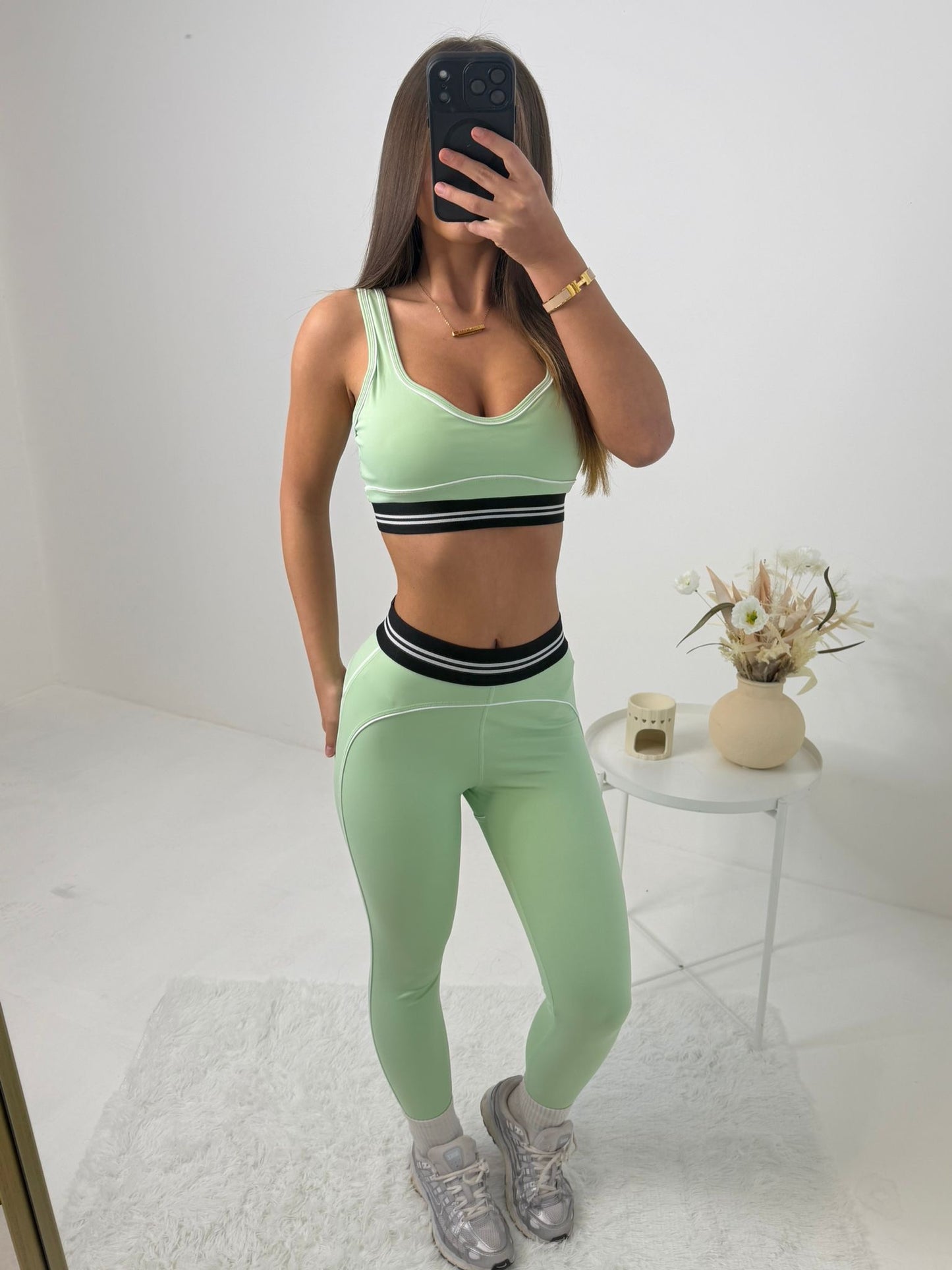 LUX contrast waistband padded gym set with piping detail
