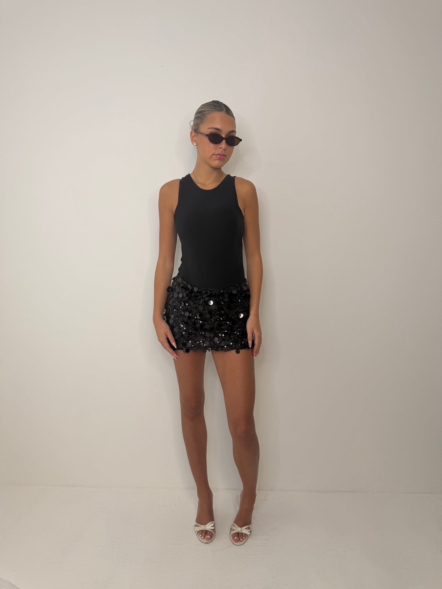 Naomi sequin size zip skirt BLACK