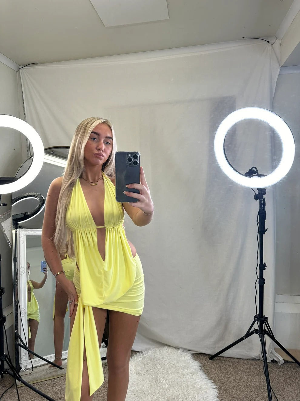 Halter neck and ruched skirt 3041