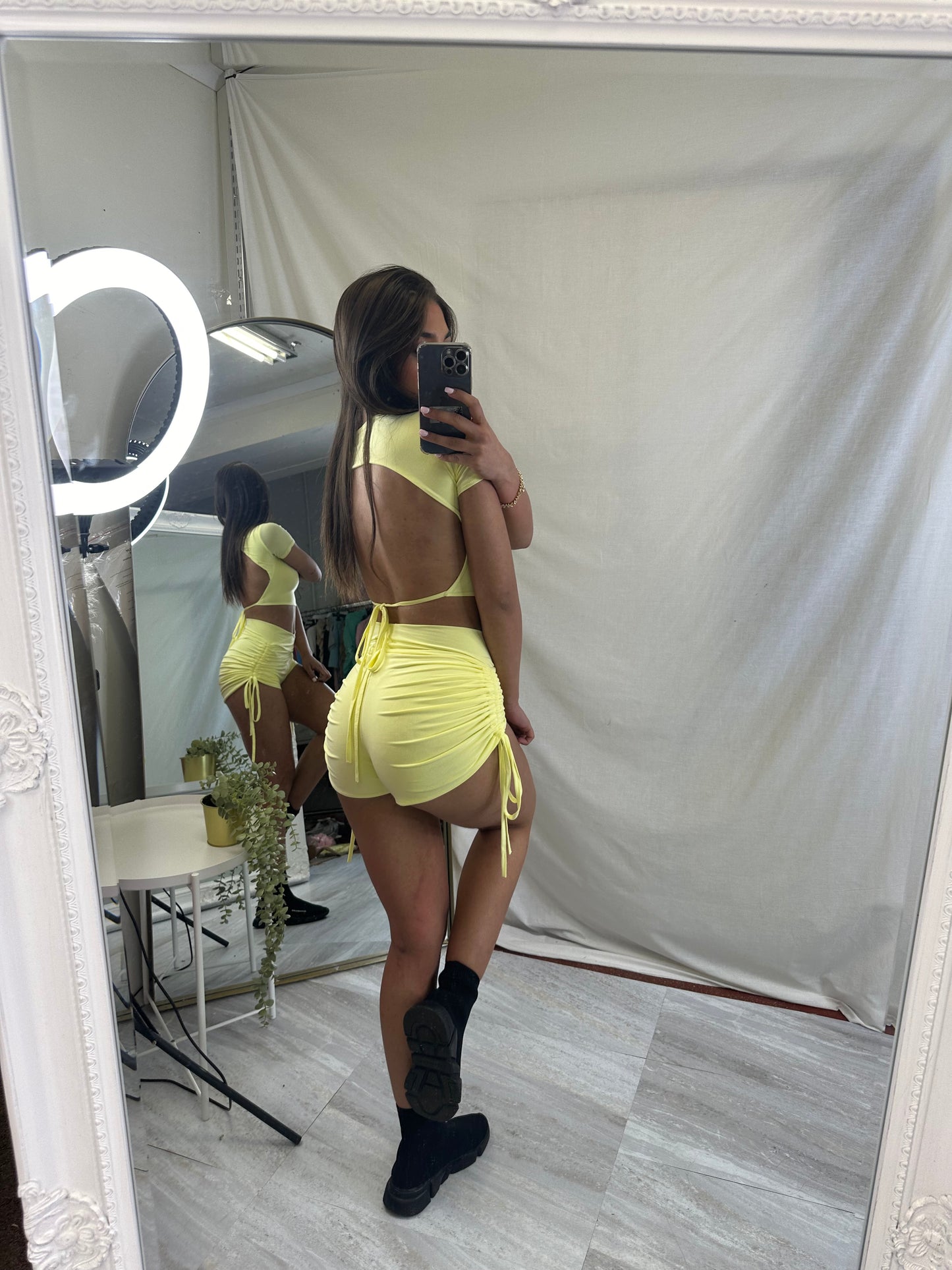 Backless ruched tie back shorts and T-shirt set