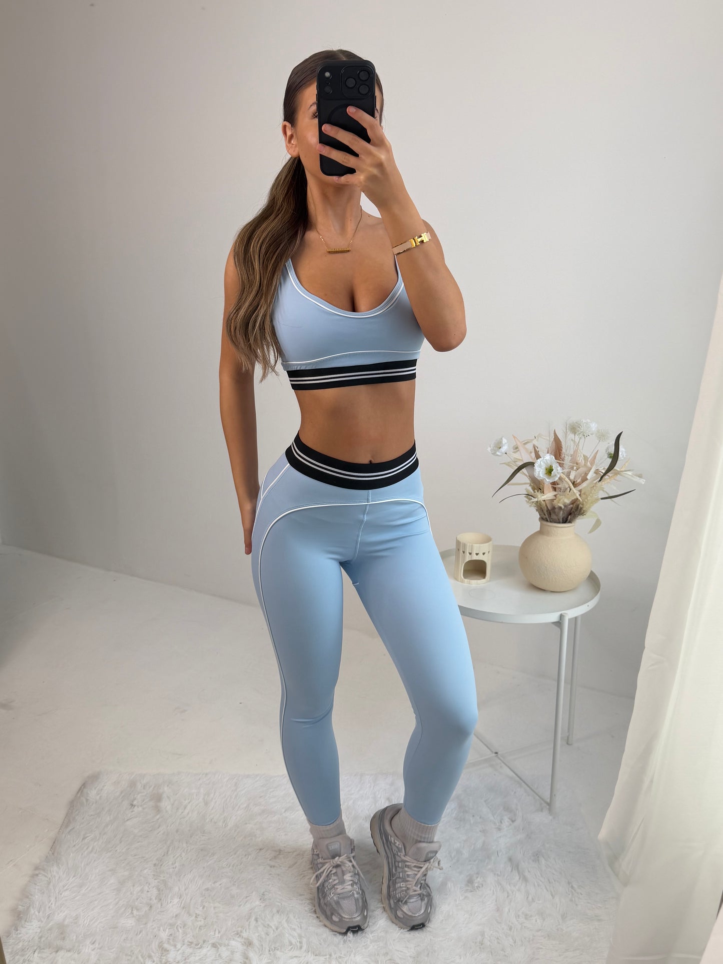 LUX contrast waistband padded gym set with piping detail