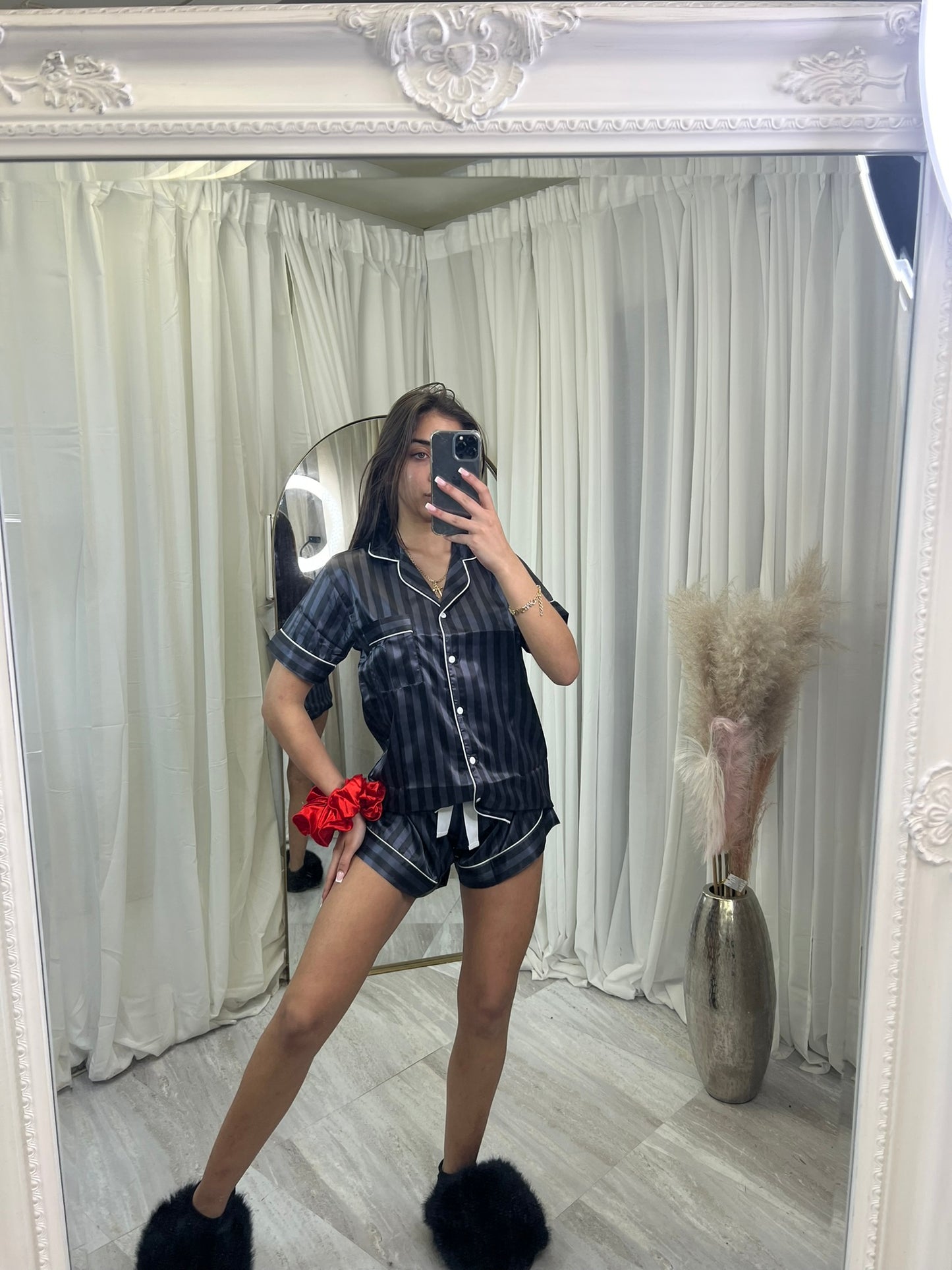 Pyjamas short sleeved with shorts