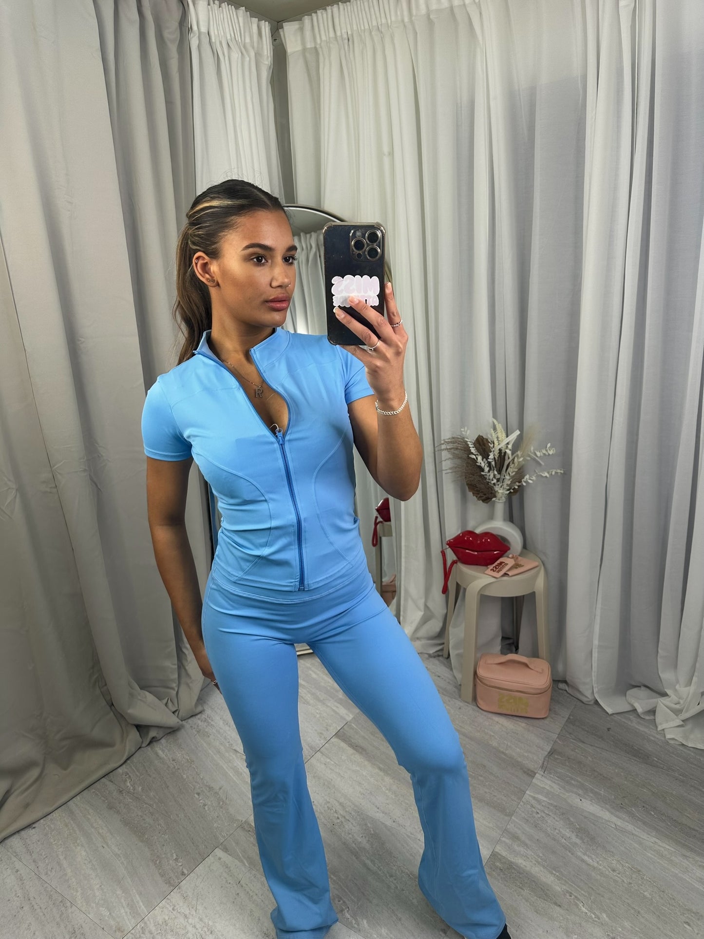 Short sleeve sculpting gym jacket and flares 3389