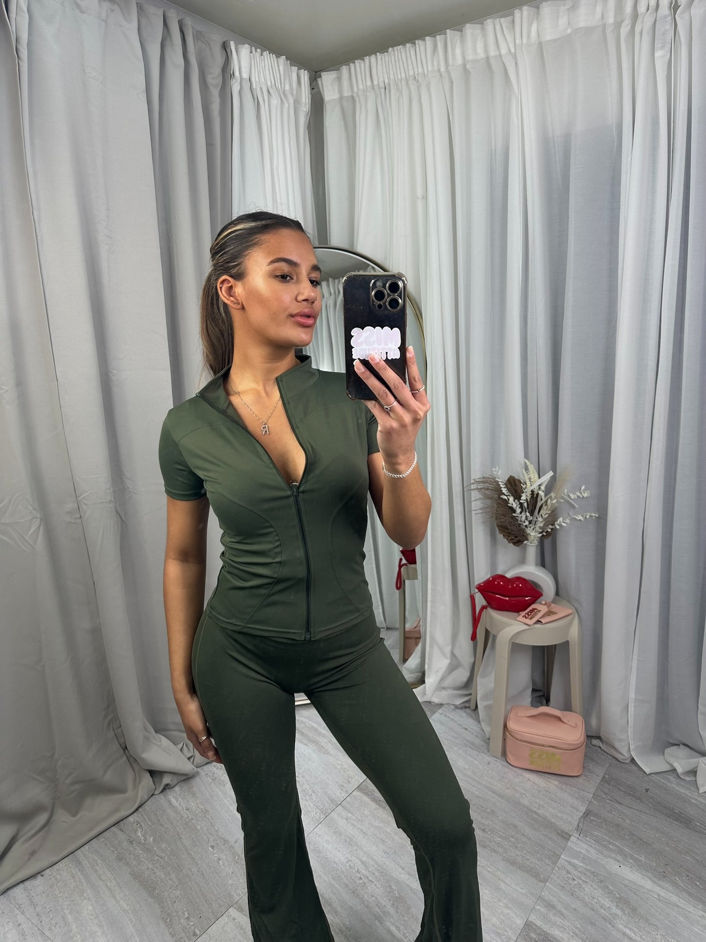 Short sleeve sculpting gym jacket and flares 3389
