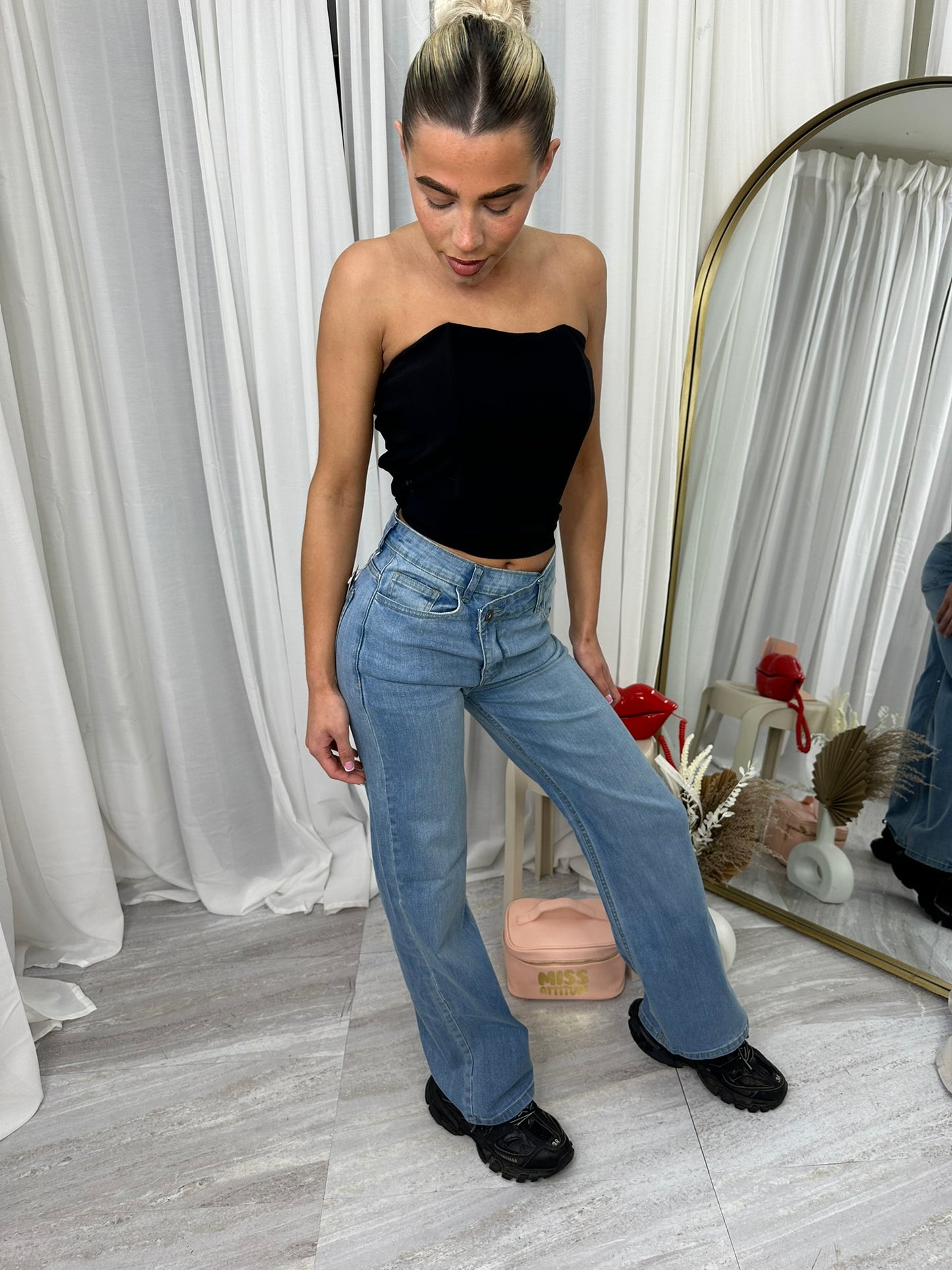 Straight leg dipped button viral denim blue jeans