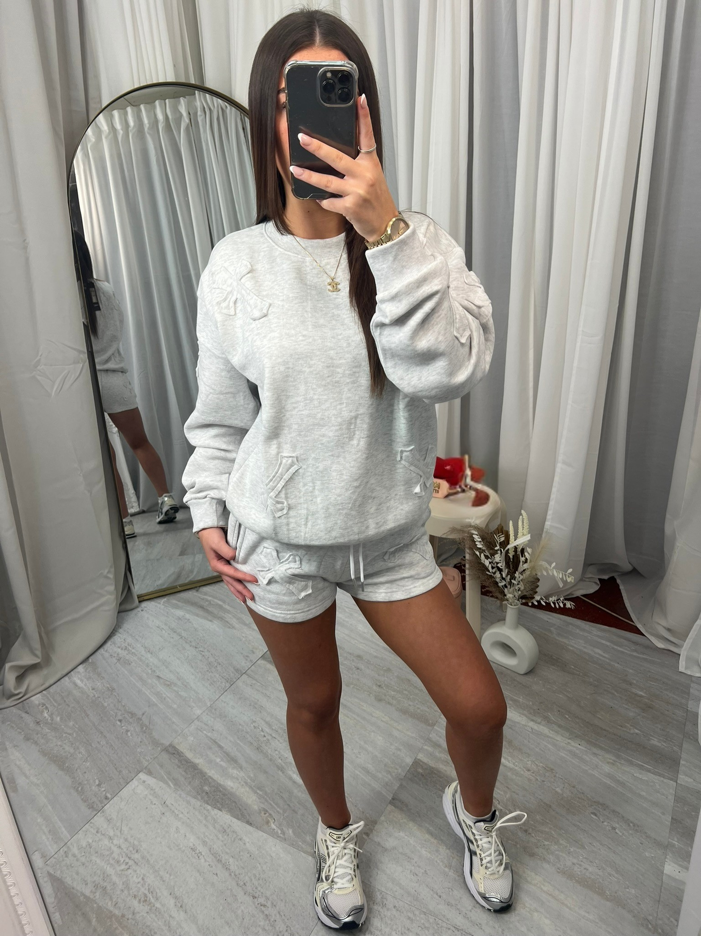 Sweat shirt and shorts set with cross detail