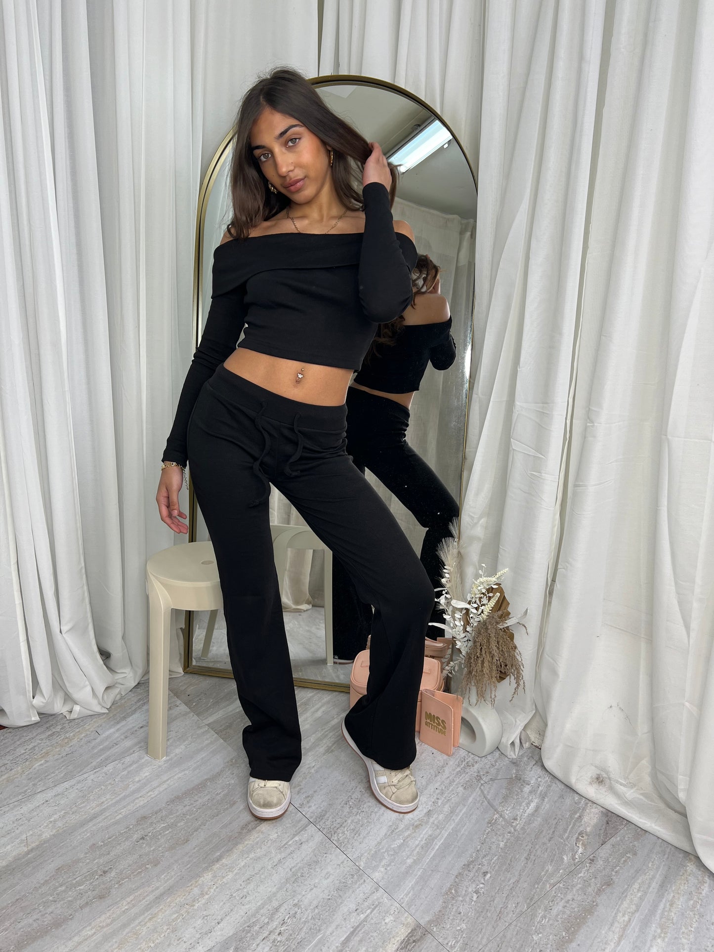 Off the shoulder low waisted lounge wear set