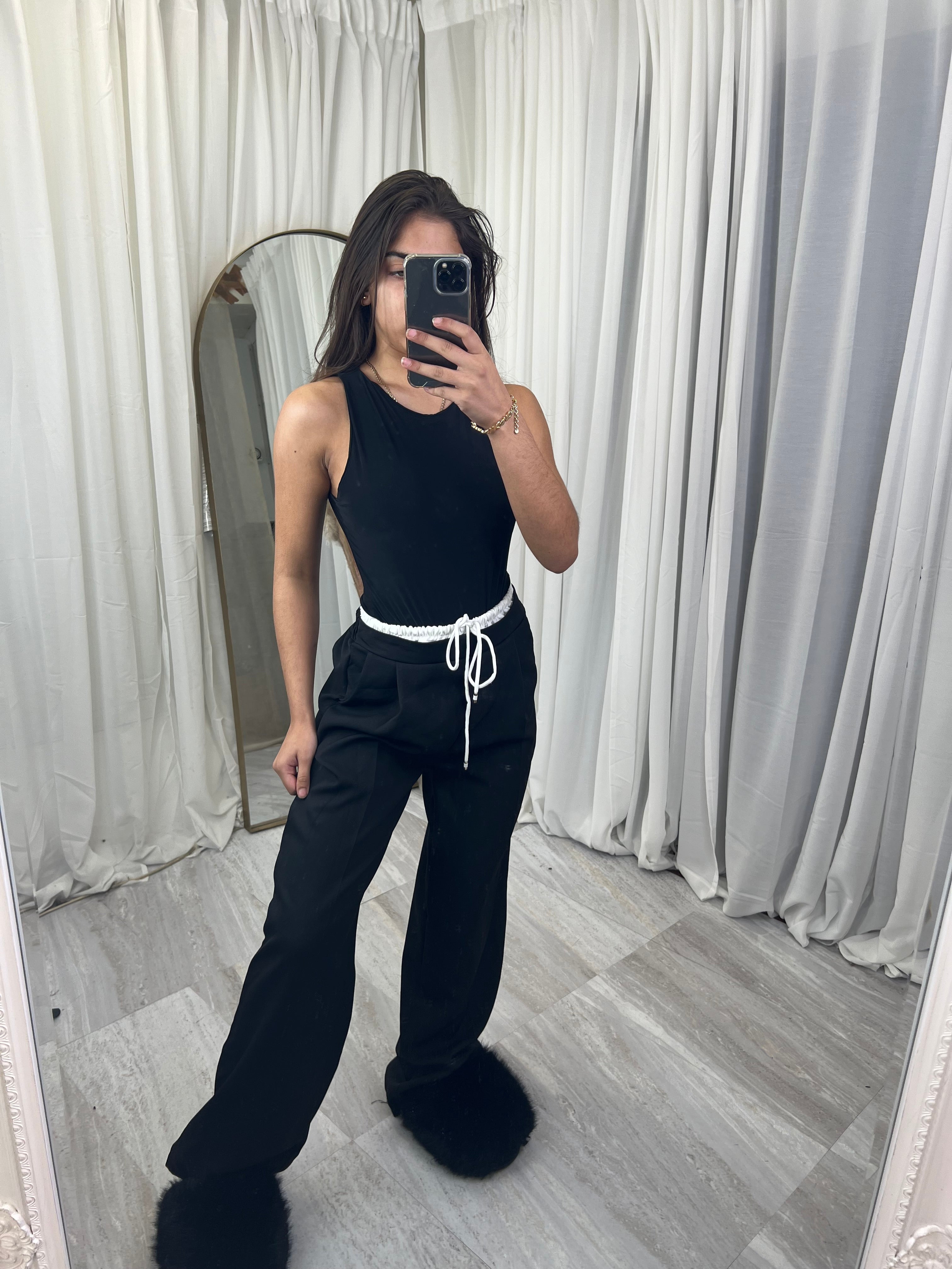 Contrast waistband pleated trousers