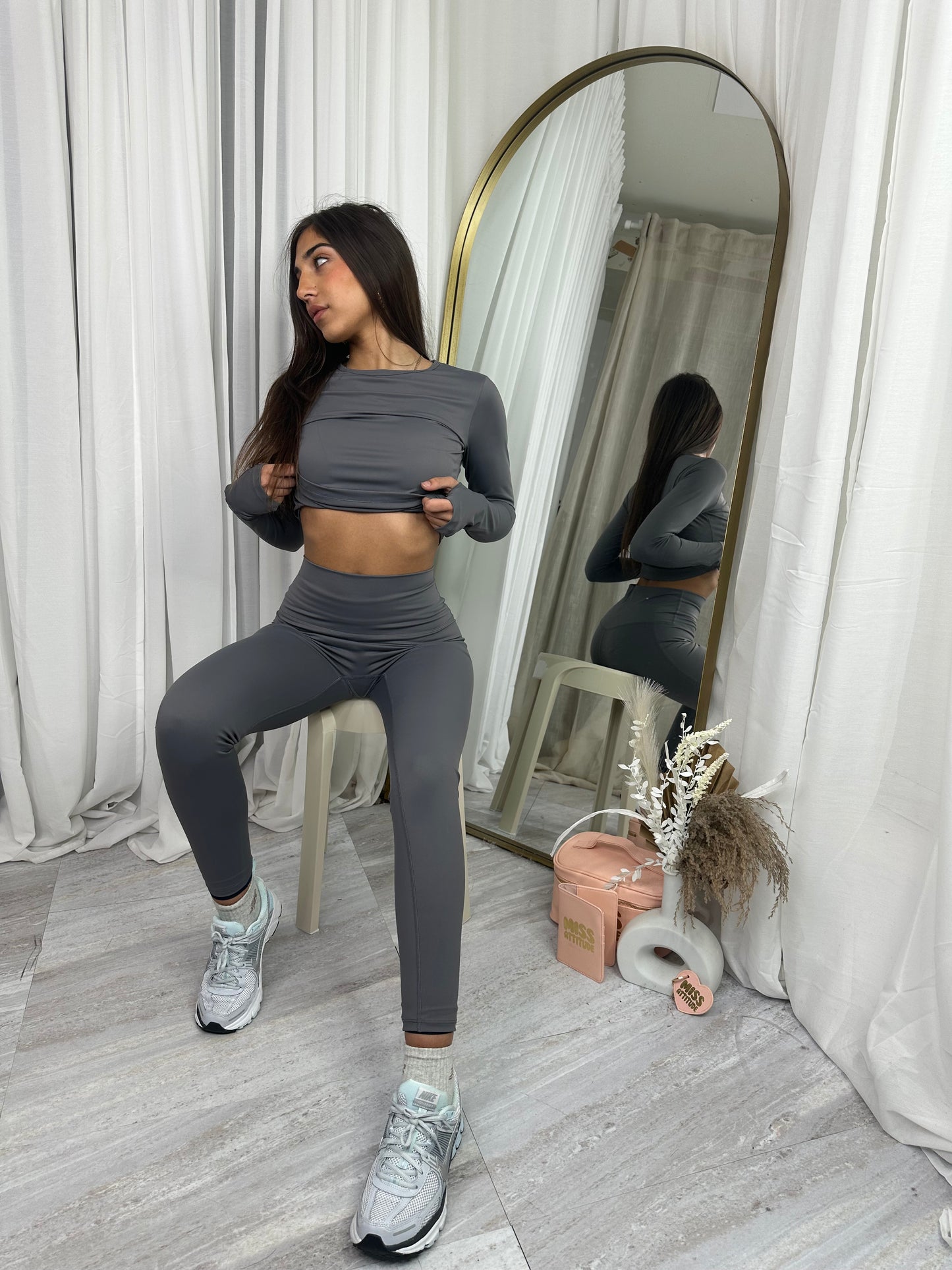 Sculpting long sleeve slinky gym top and high waist leggings