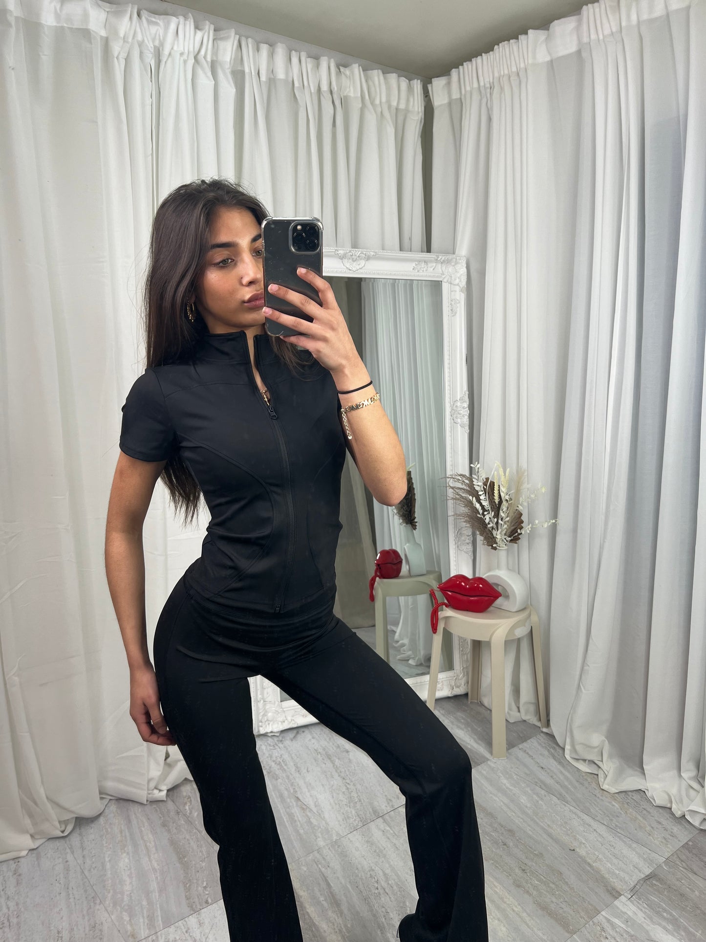 Short sleeve sculpting gym jacket and flares 3389