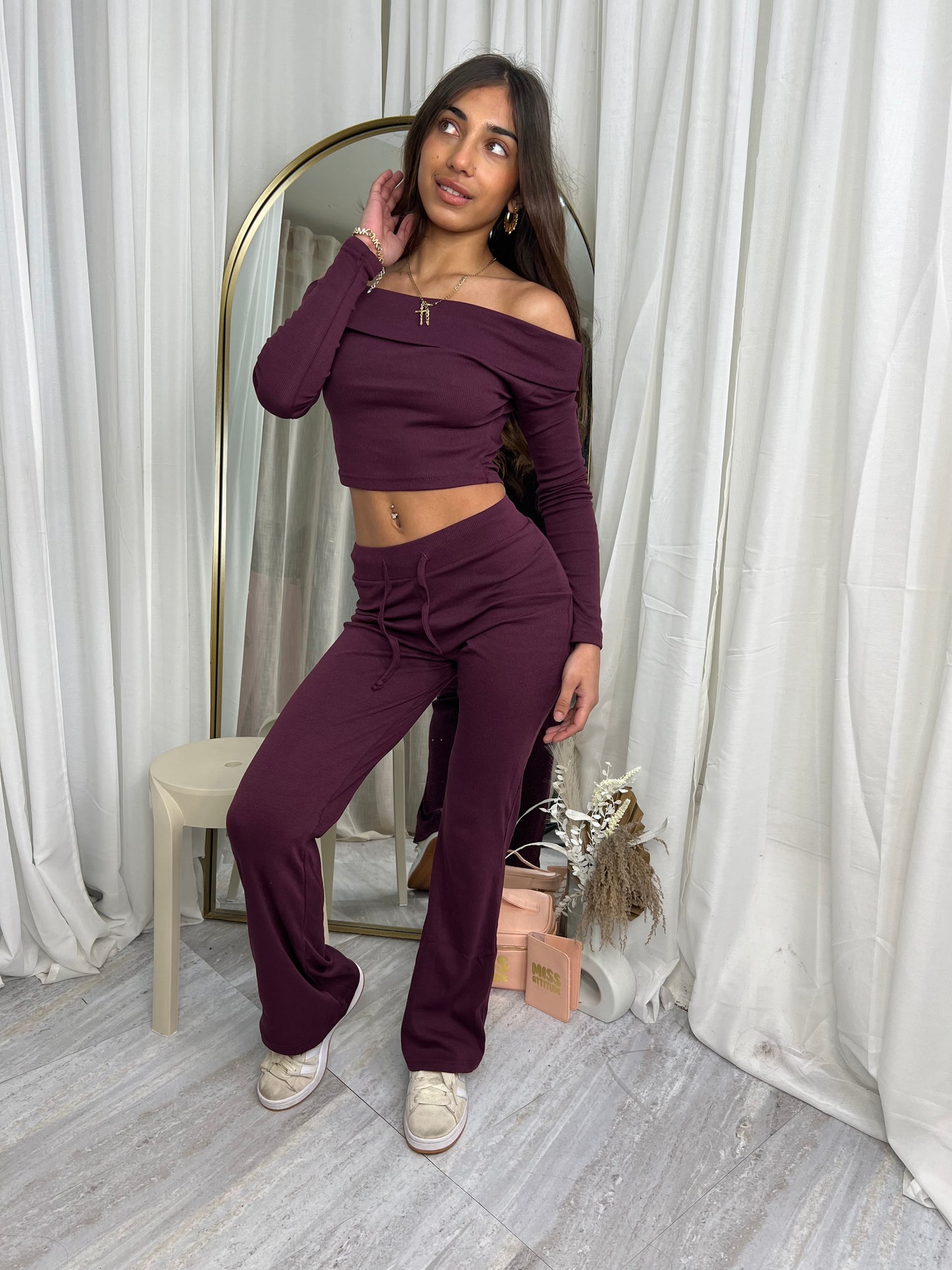 Off the shoulder low waisted lounge wear set