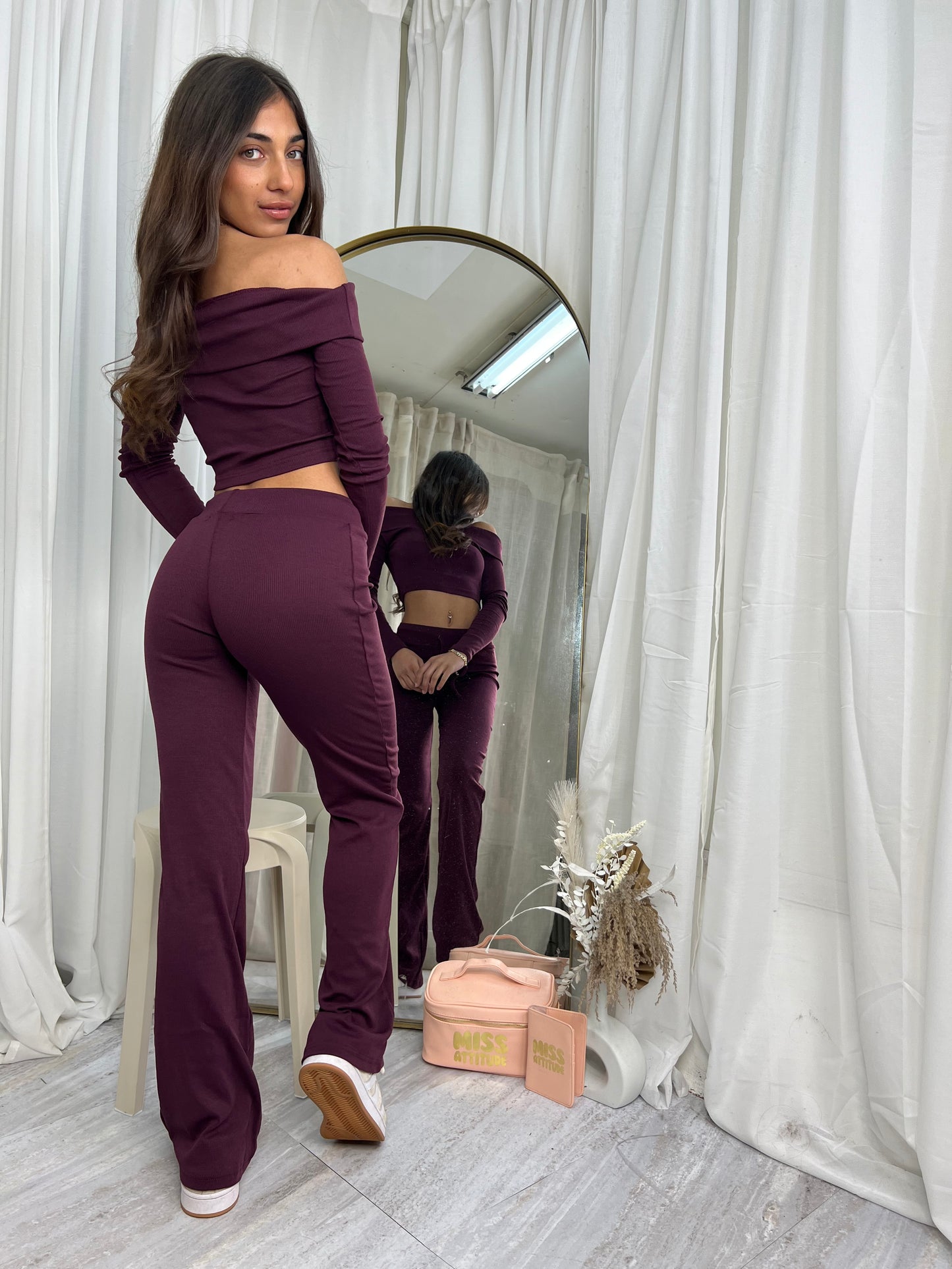 Off the shoulder low waisted lounge wear set