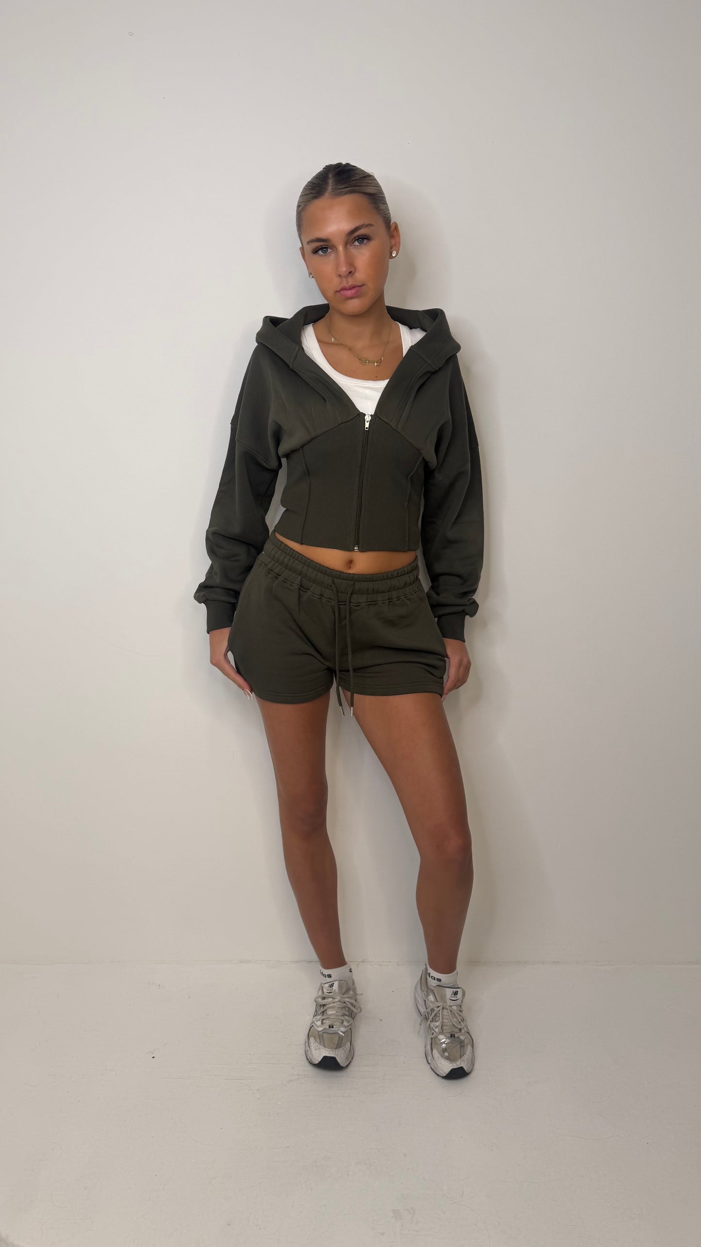 Eloise compression waist hooded shorts set with drawstring and pockets KHAKI