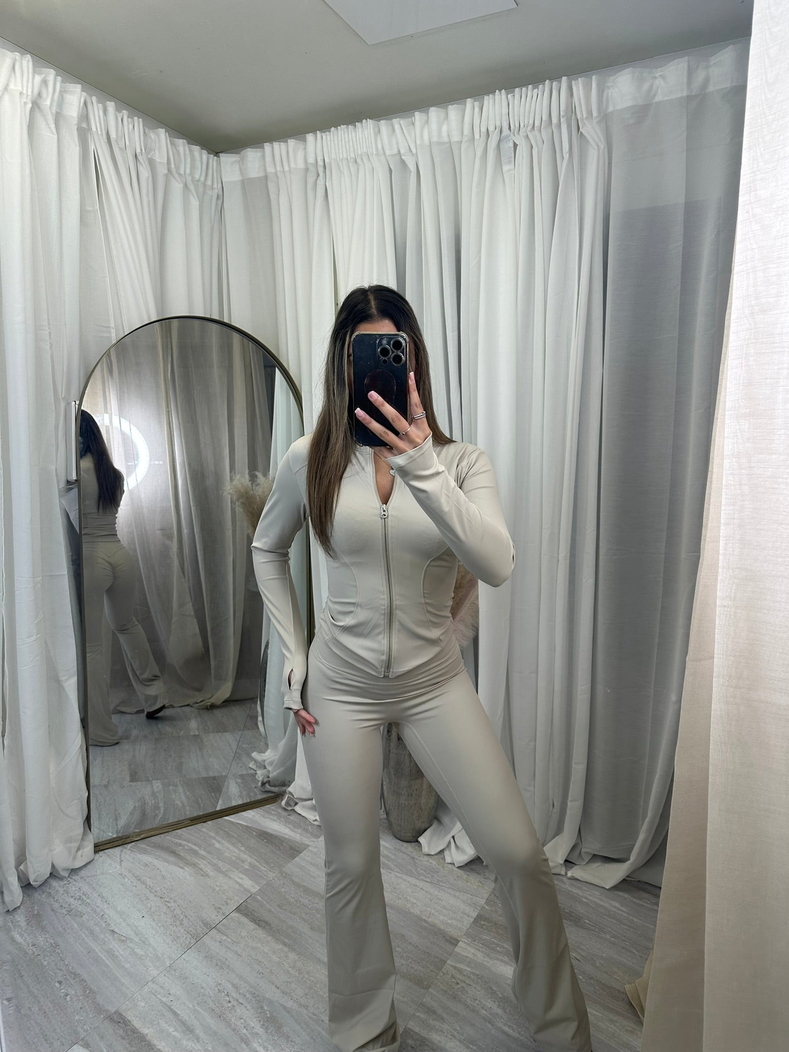 SCULPT gym jacket and scrunch bum flares 3361