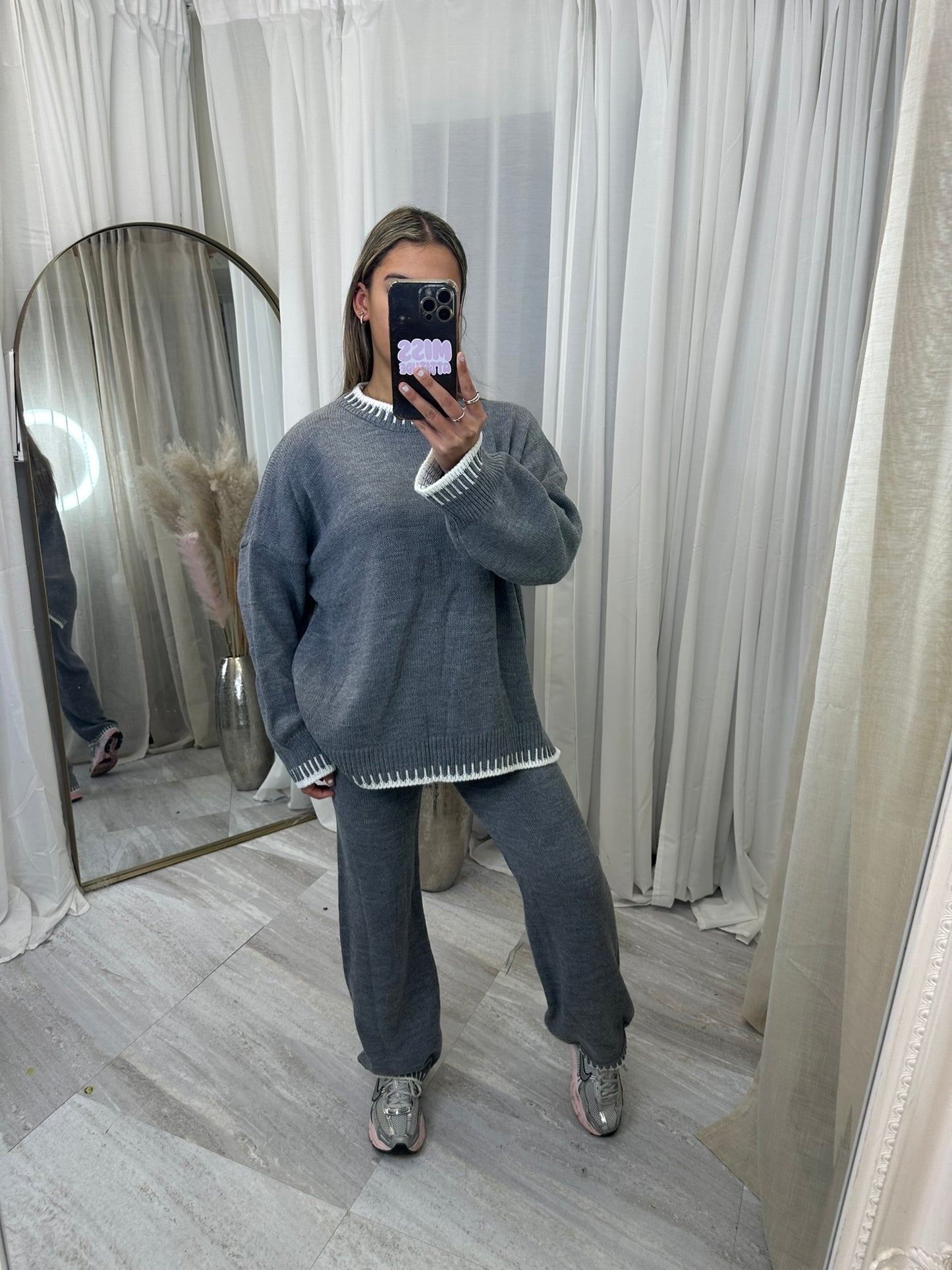 Knitted 2 piece lounge wear set grey