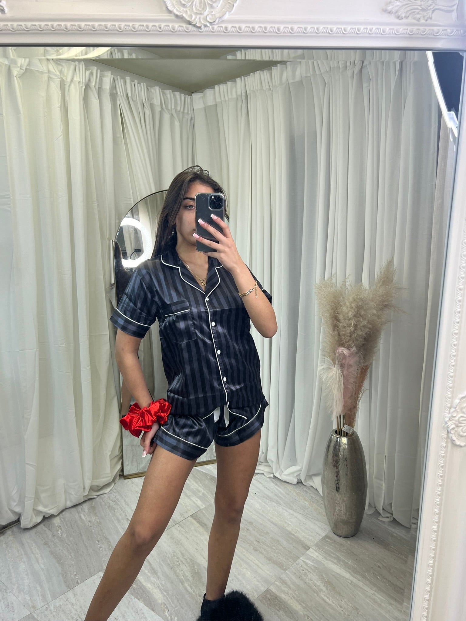 Pyjamas short sleeved with shorts