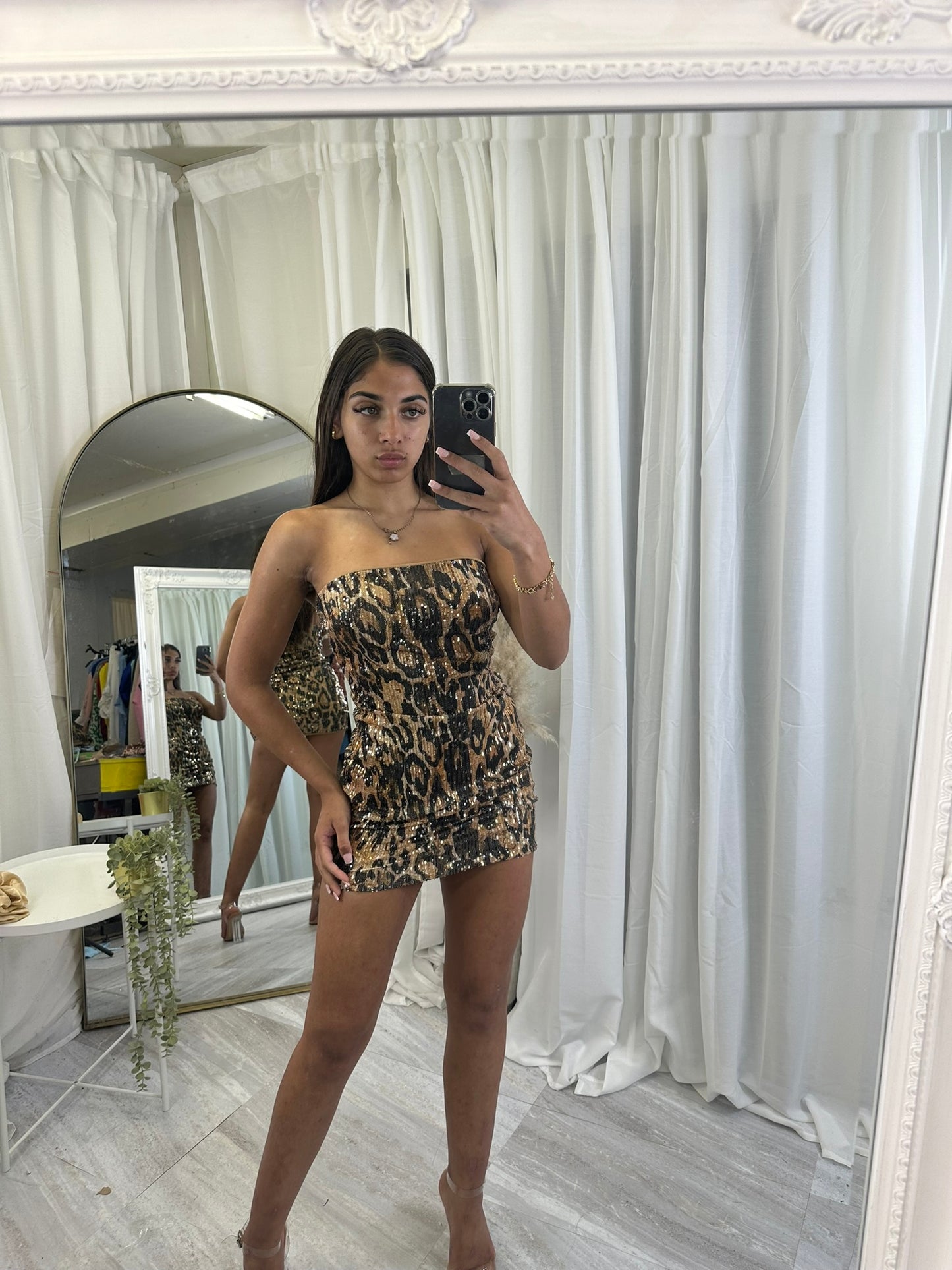 Sequined leopard print mini party dress