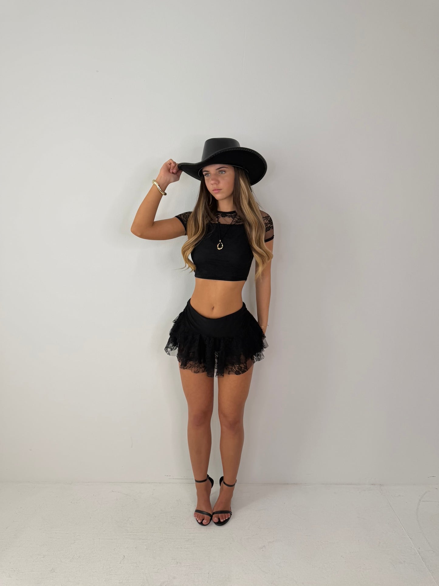 Kali lace layered skort with short sleeved crop top festival summer holiday outfit (Copy)