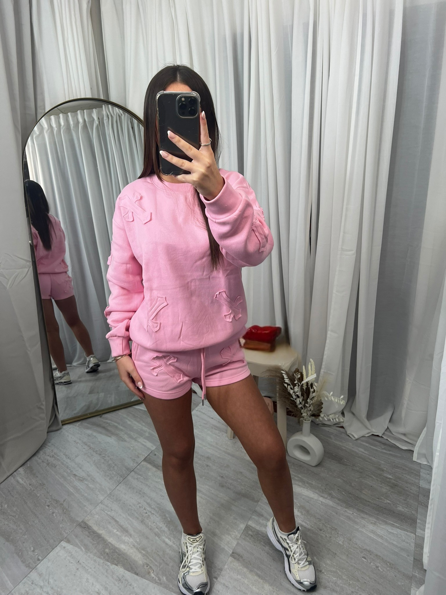Sweat shirt and shorts set with cross detail